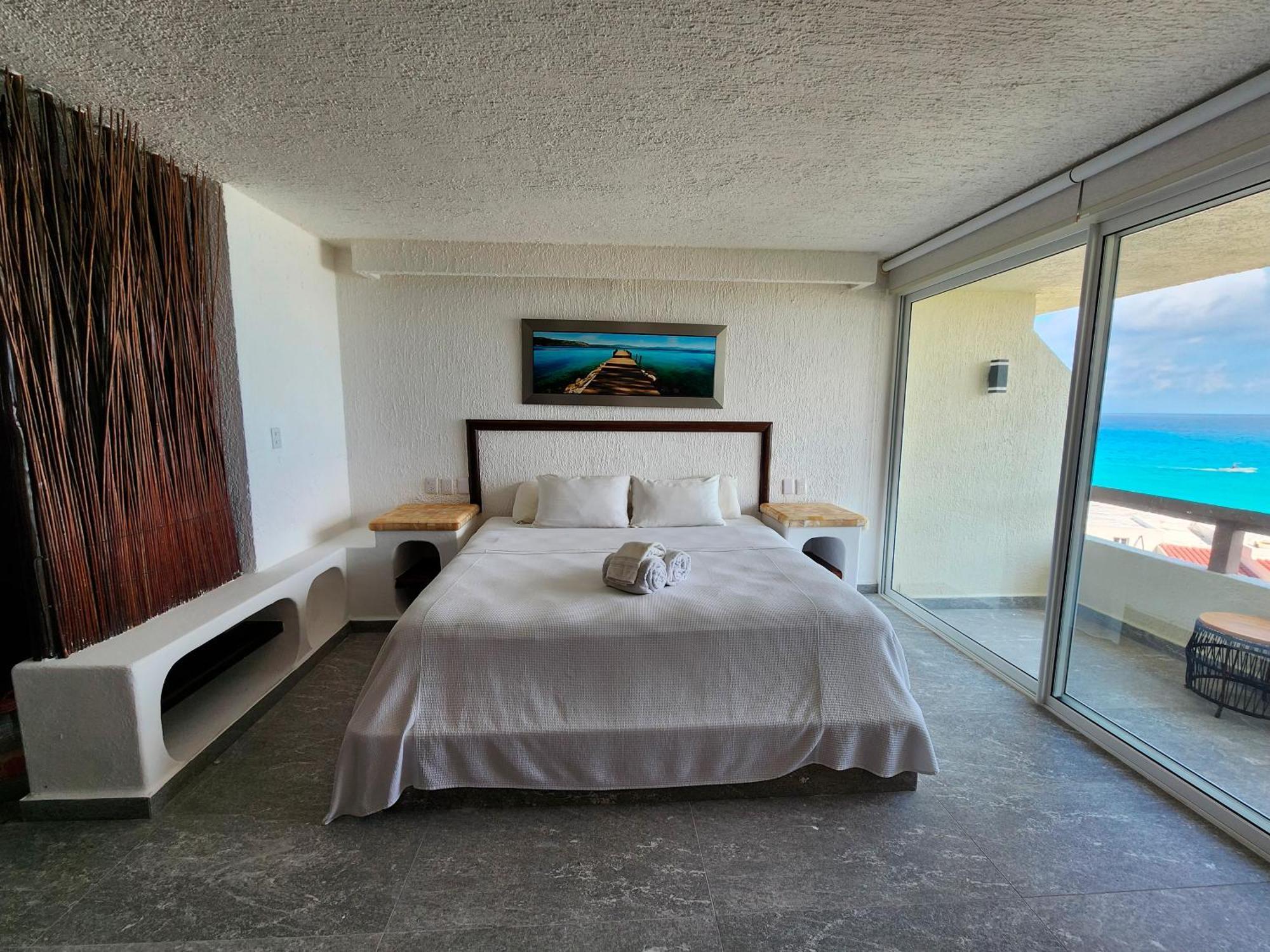 קנקון Rodero By Solymar Beach Front Condos In Hotel Zone מראה חיצוני תמונה