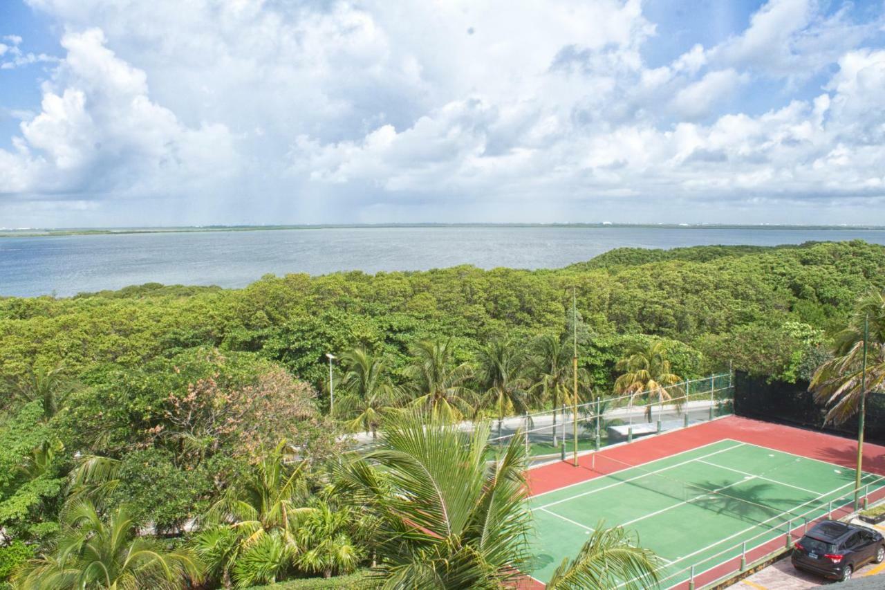 קנקון Rodero By Solymar Beach Front Condos In Hotel Zone מראה חיצוני תמונה